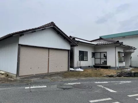 Mimasaka City, Tadon (Narabara Station) Single-story 3DK
