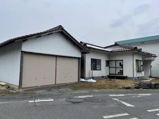Mimasaka City, Tadon (Narabara Station) Single-story 3DK
