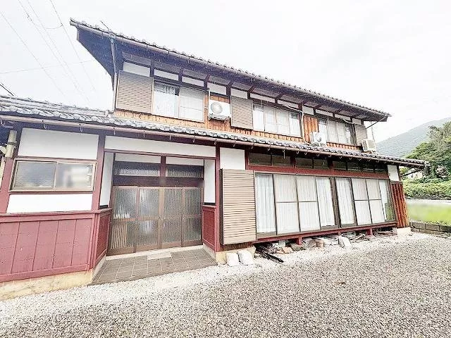 Horakuji Town 8 million yen