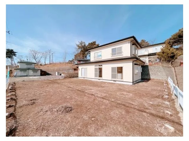 [Open House Scheduled] Interior and Exterior Renovation Completed / Move-in Available Within the Year / Water Facilities Replacement / In Front of Yonezawa Junior High School Stop