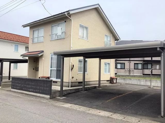 3LDK 24 tsubo, facing a southwest road with good sunlight! Viewing is currently available.