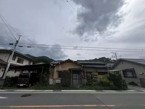 Ichikawa-Daimon, Ichikawa-Sango-cho, Nishiyashiro-gun (Ichikawa-Honmachi Sta.) Single story house, 5K

3,000,000 yen