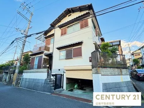 Kamimaki Town, Kitakatsuragi District, Komeyamadai 3-chome (Shitomi Station) 2-story 5DK