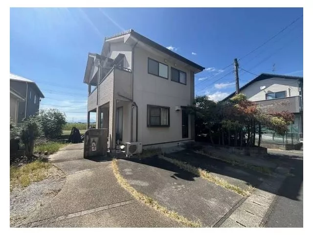 Built in 2006☆ 4LDK☆ Land over 54 tsubo☆ Parking for 3 or more cars☆ With garden☆ All-electric