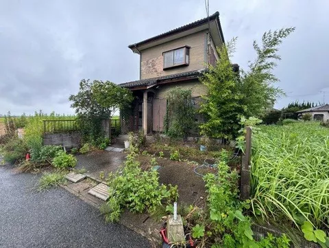 Yakuza, Yokoshiba-Hikari Town, Sanbu District, 2-story, 4K - Image 2