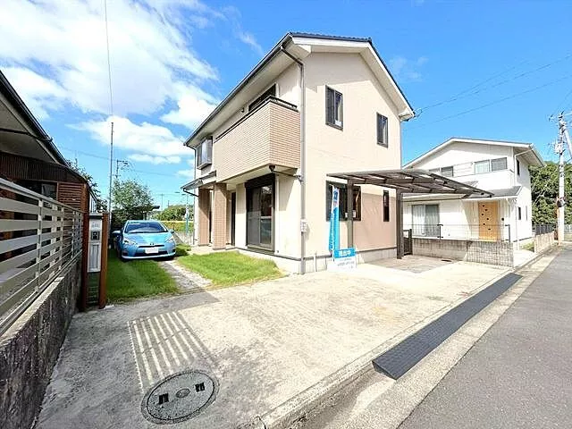 Used single-family home in Sanuki City, Samukawa-cho, Ishida Higashi