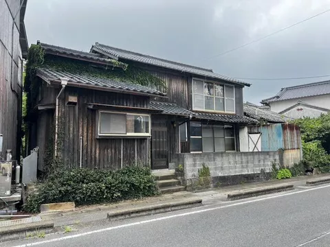 Karatsu City, Chinzei Town, Nagoya 2-story building 4DK