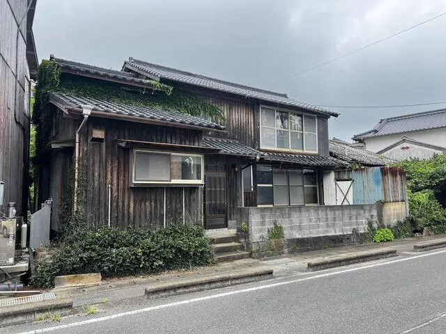 Karatsu City, Chinzei Town, Nagoya 2-story building 4DK