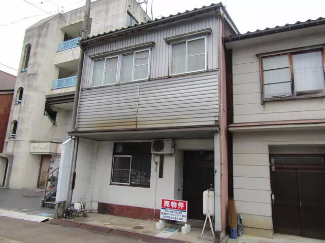 Oyabe City, Shintomi Town (Ishido Station) 2-story 6DK