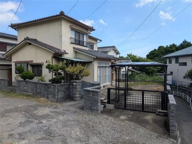 Beppu City, Hiuri (Beppu University Station), 2-story, 6DK