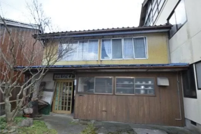 Sado City, Kamishinho 2-story building 9DK