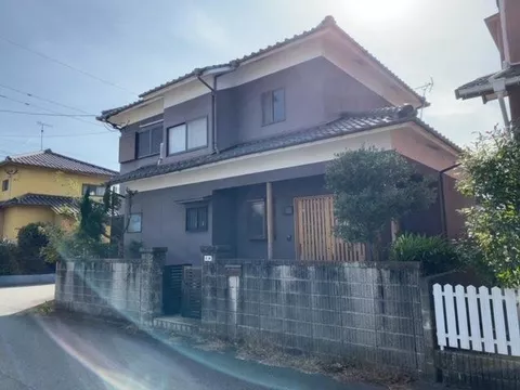 All-electric house on a northeast corner lot, 55.97 tsubo