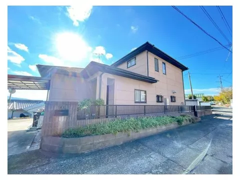 [Open House] Current sale / Move-in available within the year / Parking for 4 cars / Garden space available / Minamata