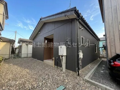 ■Monthly payments starting from 30,000 yen■Interior and exterior renovations completed■Compact single-story house