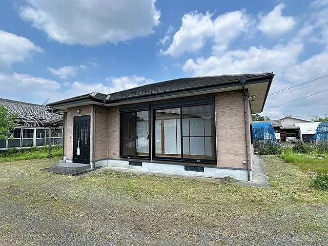 Used single-family home in Kashi no Town, Miyakonojo City