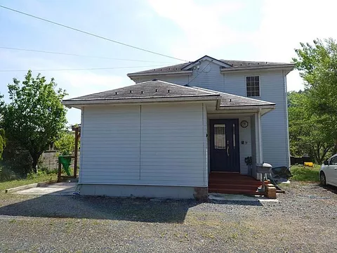 Used single-family home Tsuyama City Horisaka house