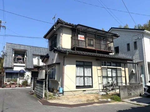 Matsuyama City, Koyama 4-chome (Nishi-Koyama Station) 2-story 4DK