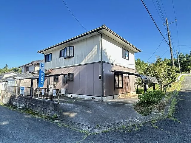 Used single-family home in Nakago Town, Kitaibaraki City, Awano