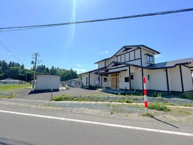 Hanamaki City, Yumoto 1st District (Hanamaki Airport Station) 2-story building 5LDK