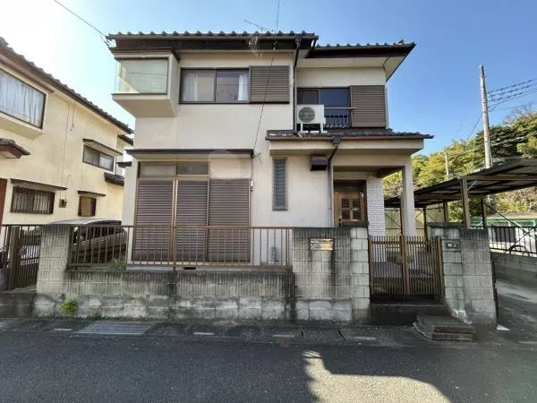 Oaza Oyagi, Moroyama-cho, Iruma-gun (Moro Station) 2F 4DK

3,480,000 yen