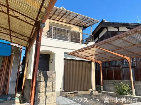 4DK + with carport, south-facing with good sunlight ♪ *Also possible to consider as an investment property ◎