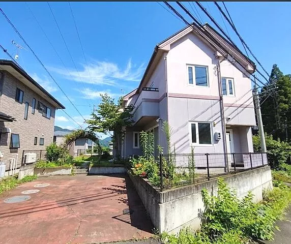 Used single-family home in Suzaka City, Kamekura - used property