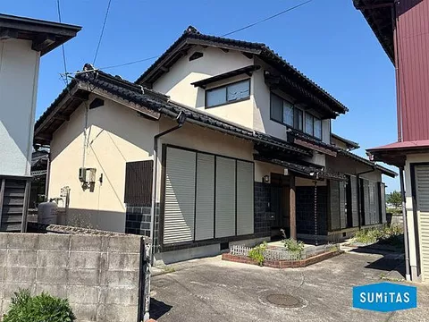 Used single-family home in Hiyoshi Village, Oaza Hiyoshi, used house