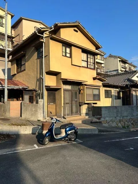 Kure City, Nishitachikawa 2-chome (Kure Station) 2-story 5DK
