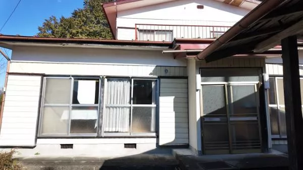 Nikko-shi, Iwasaki （Bunshi station） 2F 6K

1,980,000 yen