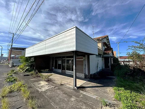 A used single-family home in Nishimura, Higashikagawa City.