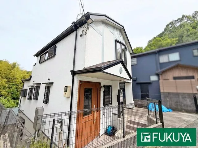 ■7-minute walk from Nose Electric Railway "Hirano"■2-story building (with basement)■4LDK