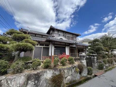 Tanba City, Ichijima Town, Kamigaki (Ichijima Station) 2-story 5DK
