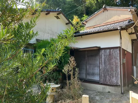 Kitakyushu City, Yahatanishi Ward, Keishou-machi (Space World Station) 2-story 4DK