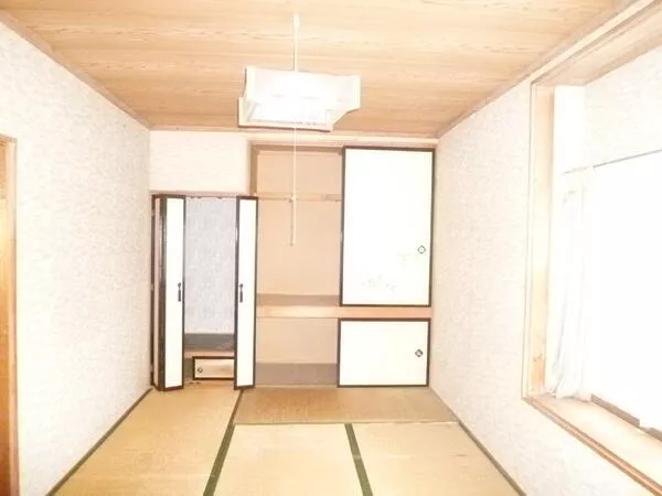 34,500 meters walk from JR Rumoi Main Line "Ishikari Numata" Station