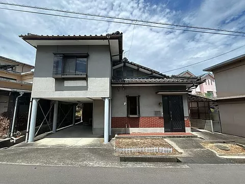 Used single-family home Mitoyo City Takuma Town Takuma detached house