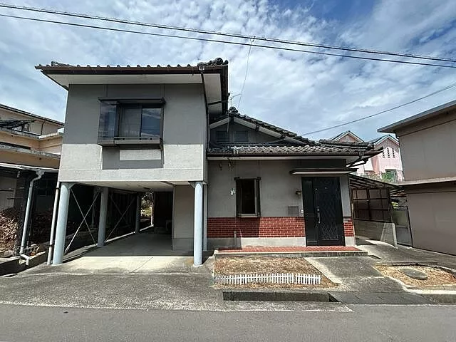 Used single-family home Mitoyo City Takuma Town Takuma detached house