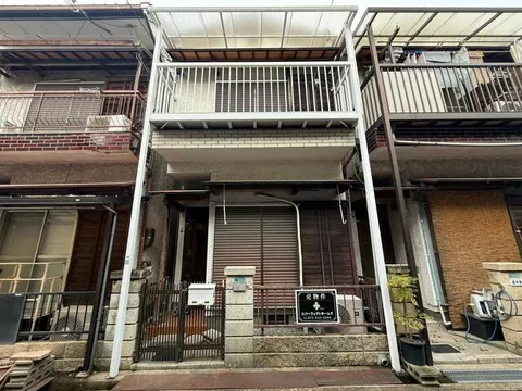 Hirakata City, Nagao Kagu-machi 2-chome (Nagao Station), 2-story, 3DK