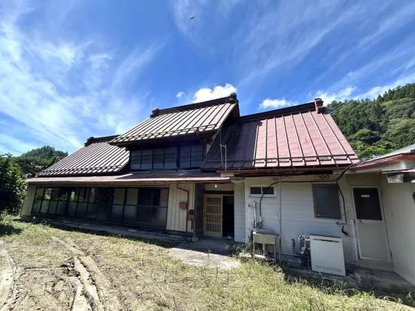 Yamanashi City, Mitomi Tokuwa (Eiyama Station) Single-story building 7SDK