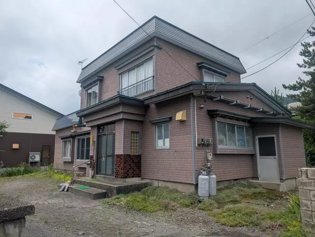 Minami Tsugaru District, Owani Town, Oaza Moriyama, Kamifukuda (Sabaishi Station) 2-story building 7DK