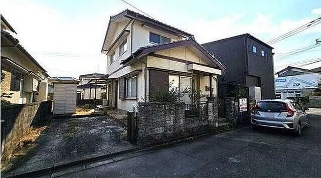 Used single-family home in Kakushin-kawa