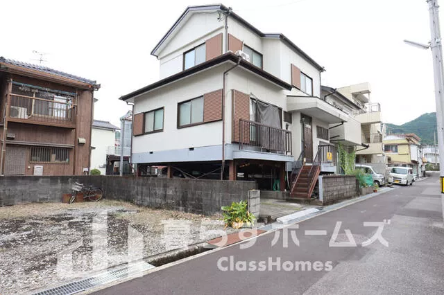Kochi City, Minamitakeshima-cho (Sanbashi Shako Mae Station), 2-story, 5DK