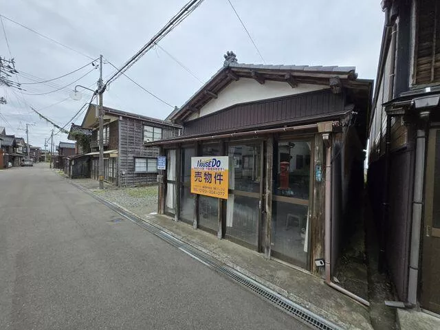 Mishima District Izumozaki Town Oaza Anise 2-story 5K