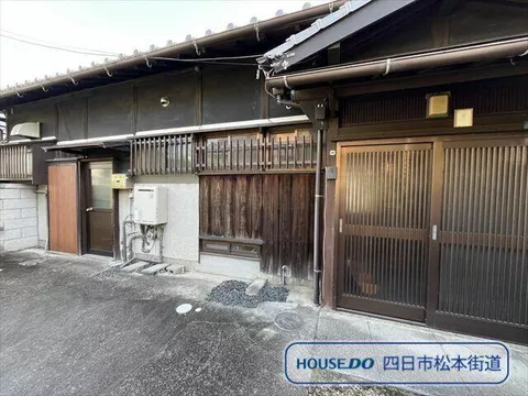 Yokkaichi City, Matsumoto 3-chome (Ise Matsumoto Station) Single-story building 5DK