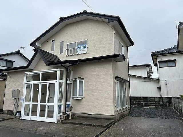 Used single-family home, 3-chome Minamihoncho, Gosen City