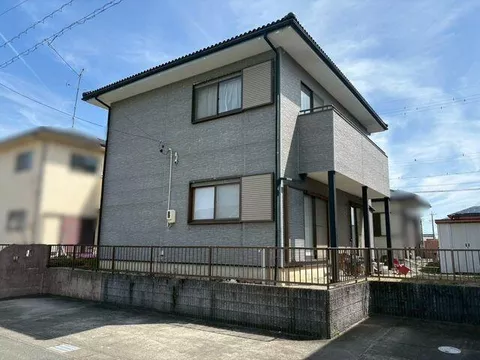 Matsusaka City, Goshucho (Rokkenguchi Station) 2-story 4LDK
