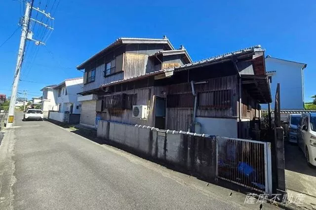 Itano District Aizumi Town Otsuse Aoki (Awakawabata Station) 2-story 6LDK