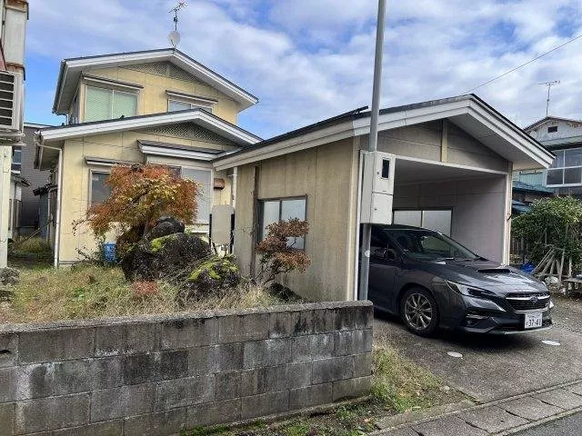 Asamai, Hiraka Town, 5 million yen