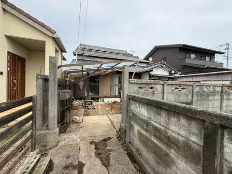 Hamamatsu City, Chuo Ward, Yutocho Ubumi (Maisaka Station) 2-story 4LDK