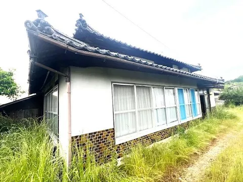 2F 5DK in Zaitagami, Zaita-cho, Mitoyo-shi, Hokkaido (Sanuki Zaita Sta.)

1.5 million yen