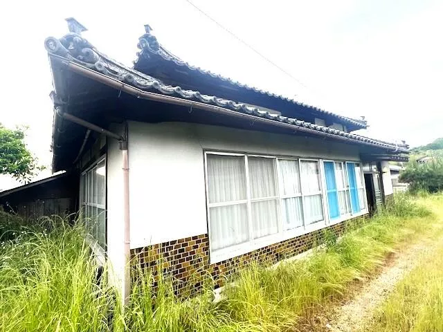 2F 5DK in Zaitagami, Zaita-cho, Mitoyo-shi, Hokkaido (Sanuki Zaita Sta.)

1.5 million yen